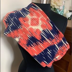 LuLaRoe Tall and Curvey Leggings